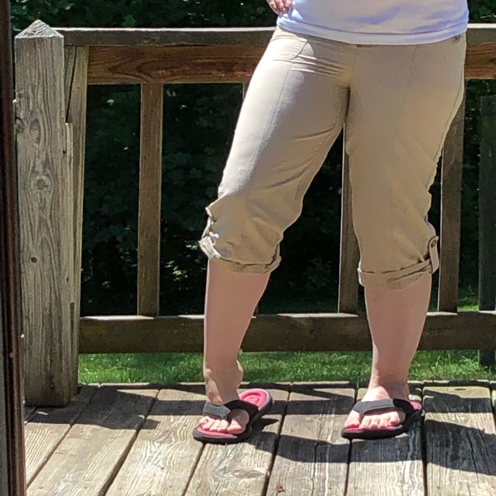 Cute Clam Digger / Capri Pants - Picture 3 of 10
